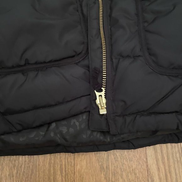 J Crew Black Puffer Coat EUC fleece hood - Picture 5 of 6